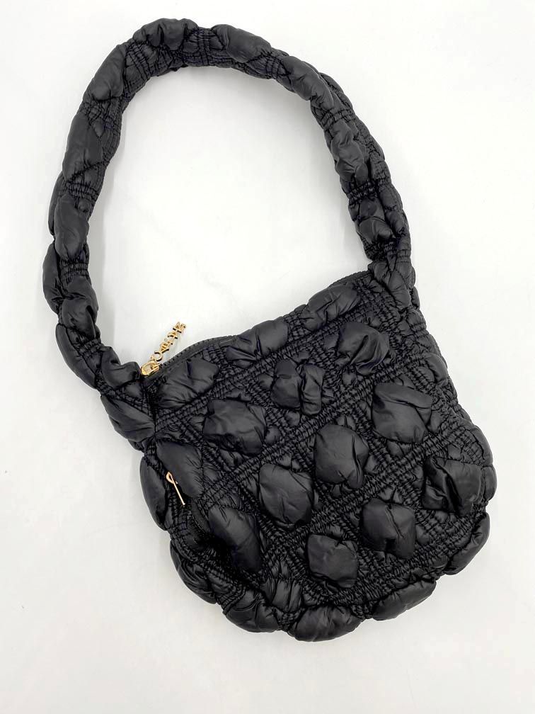 美品 CARLYN カーリン キルティング バッグ 黒 □□レディース