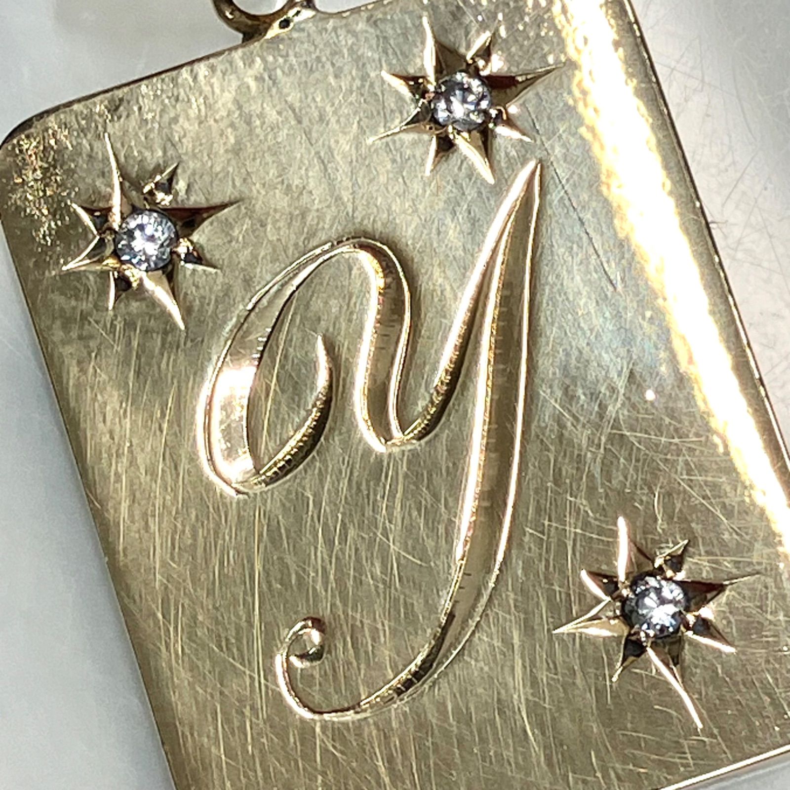 専用　K18 ダイヤモンド イニシャル Y ペンダントトップ 美品⭐️ペンダントトップ 金値上がり中 資産保全】 イニシャルY