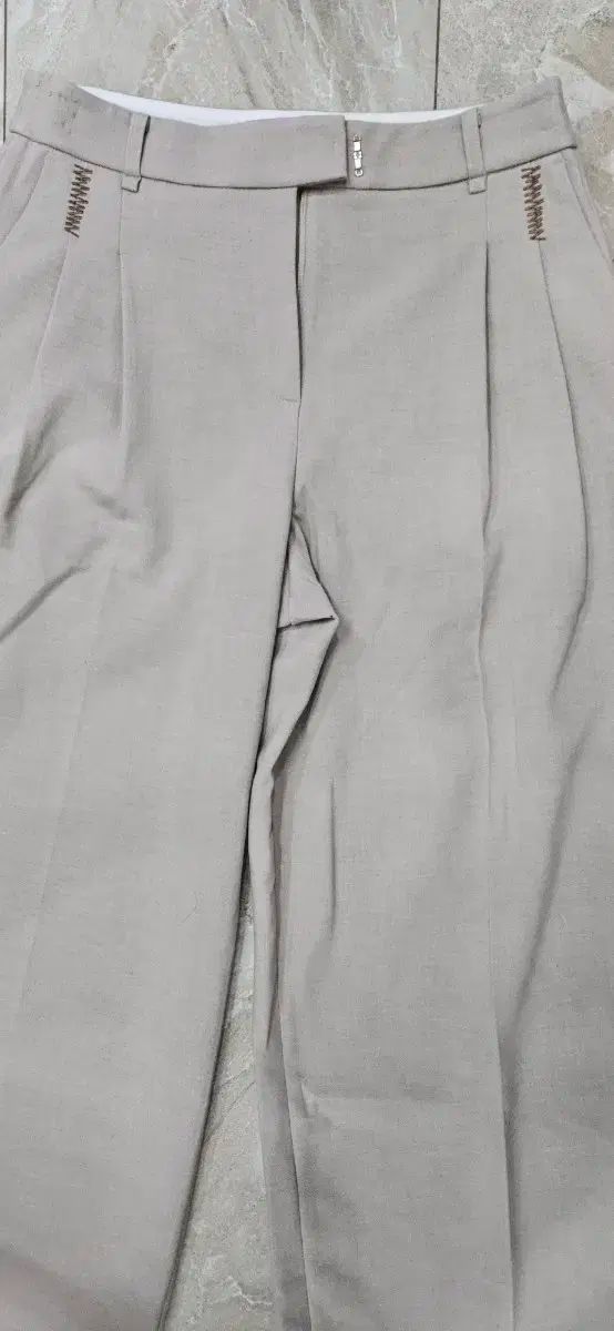 itMICHAA イッミシャ ワイド 冬 スラックス 状態 いいです
