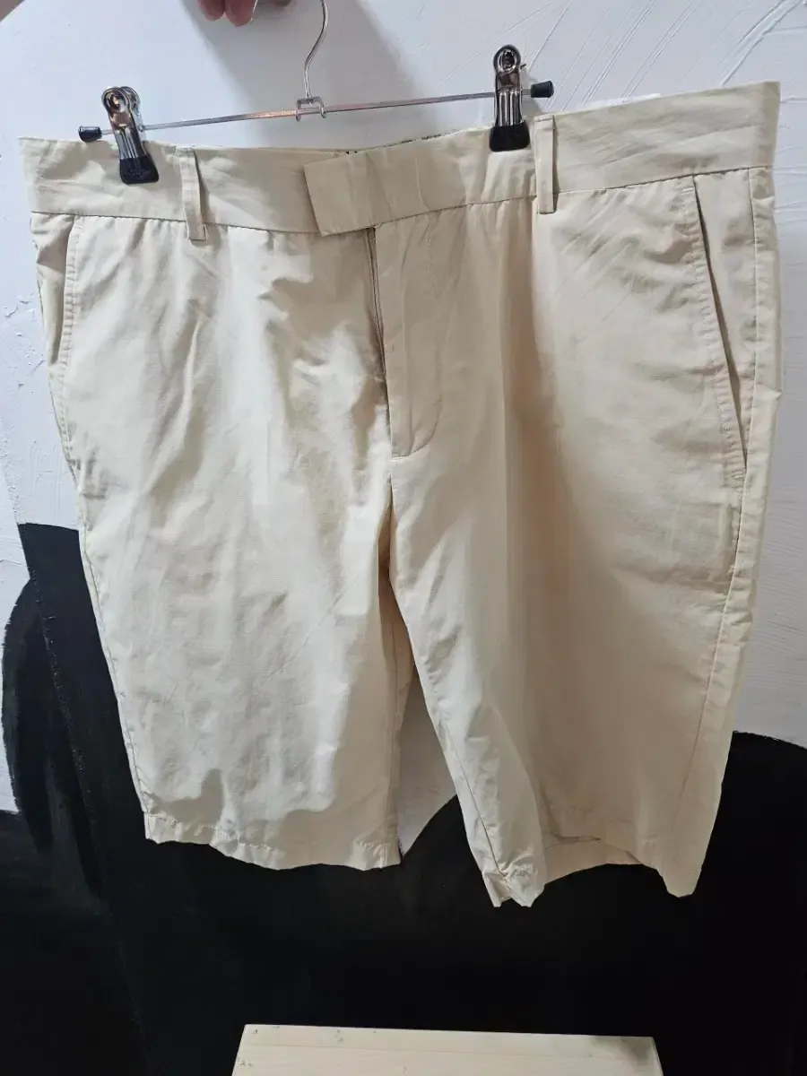 BALMAIN グレー×ホワイト ショートパンツ 220123-038.jpg