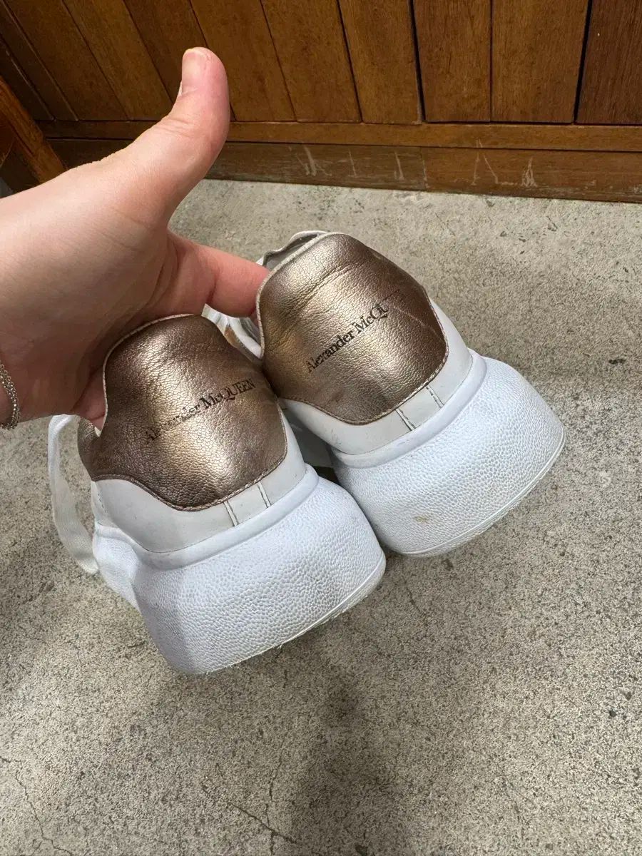 美品✨ アレキサンダーマックイーン クリアソー レディース 22.5cm相当 美品✨ アレキサンダーマックイーン クリアソー レディース 22.5