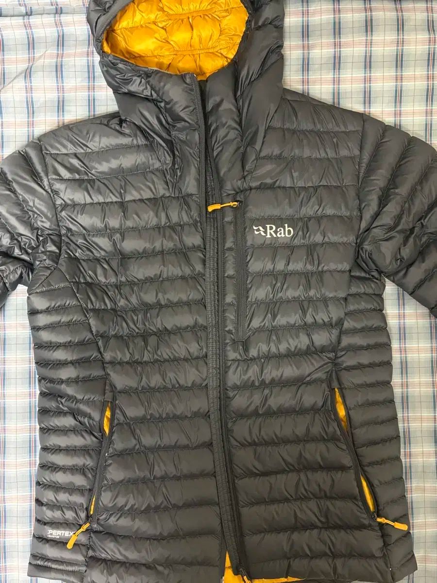 Rab ラブ マイク ルー ライト アルパイン ジャケット ベルーガ M
