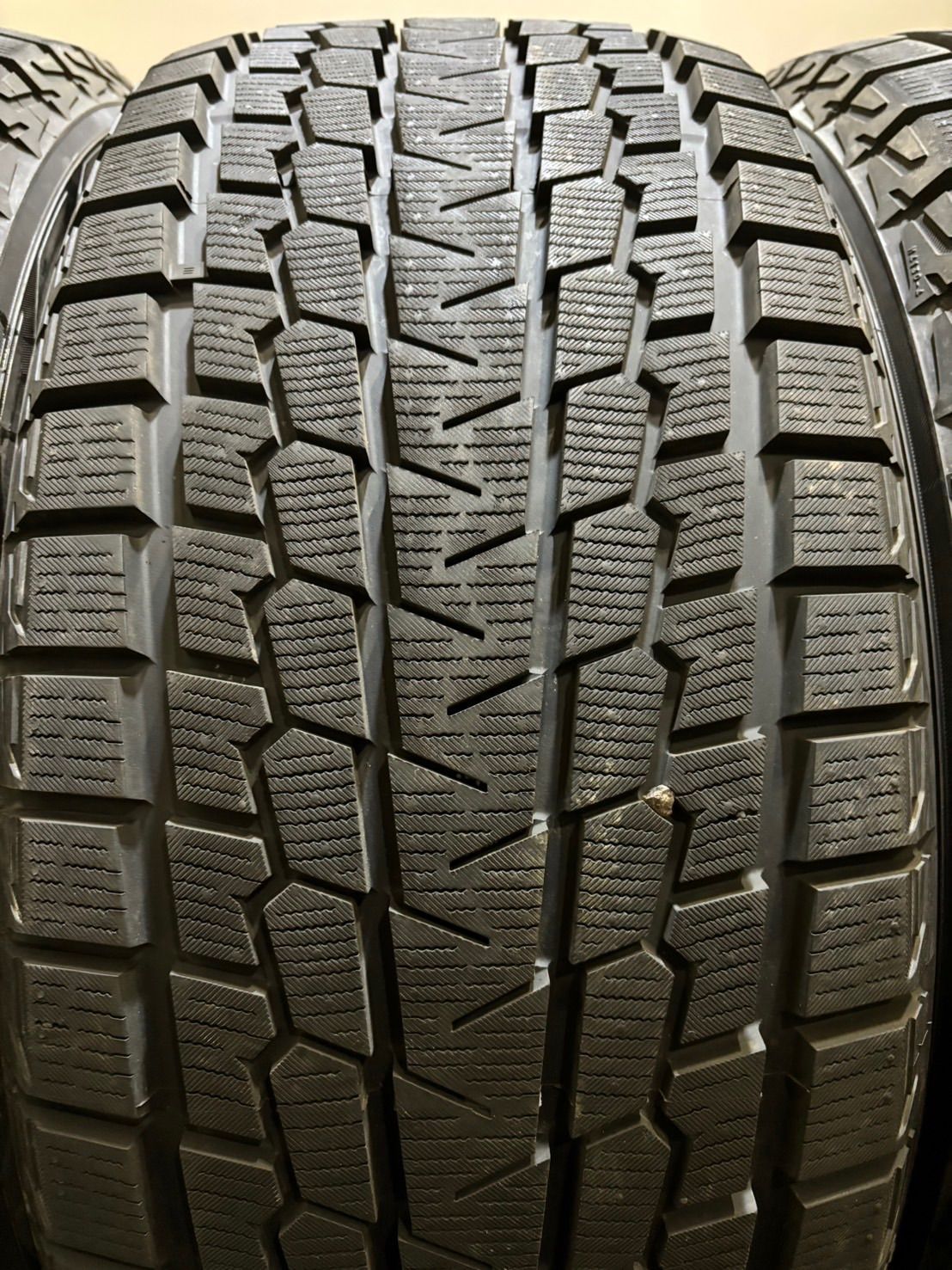 275|50R20