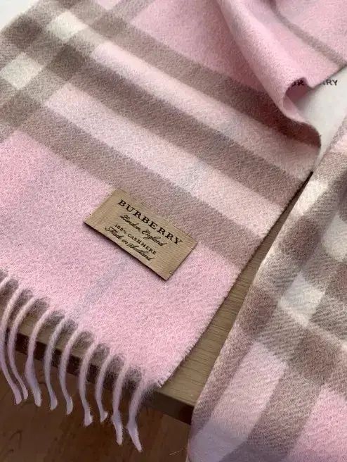 新品】バーバリー アウトレットセレクト チェック ピンク マフラー
