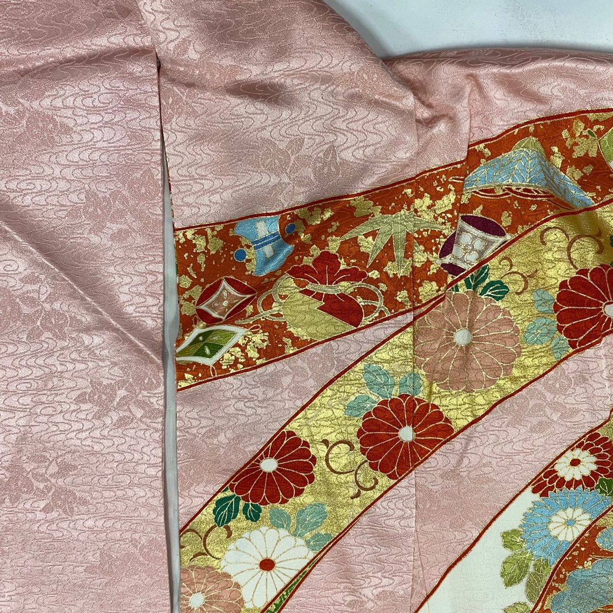 振袖 身丈168cm 裄丈68cm L 袷 束ね熨斗 草花 金糸 金彩 ピンク 正絹