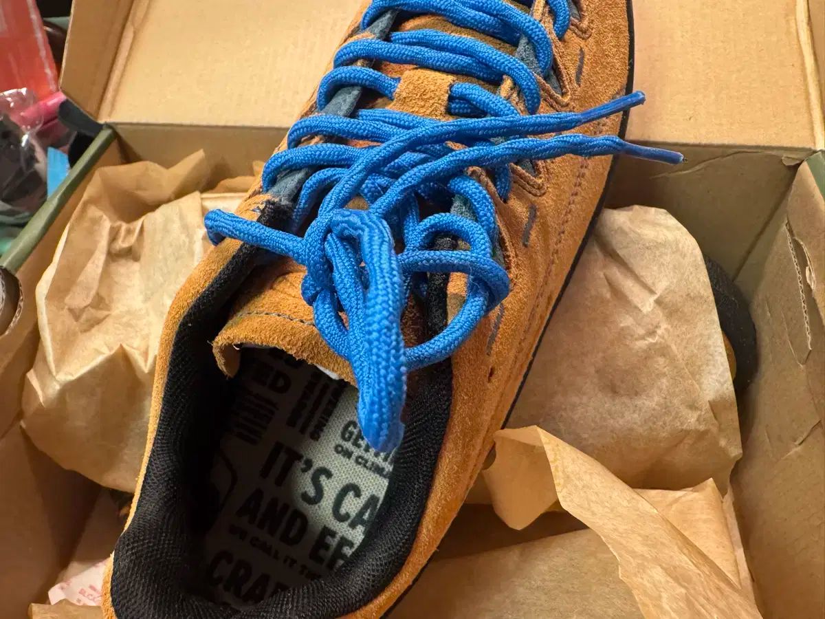 KEEN キーン
