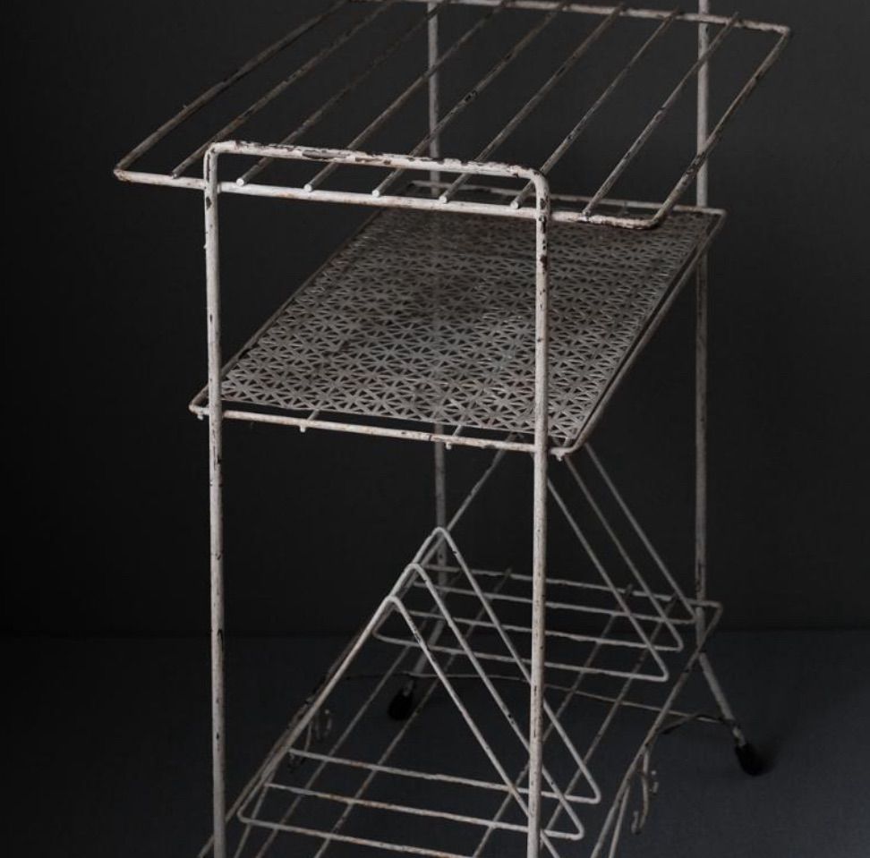 1950年 フランス製ヴィンテージCDラック。インダストリアル・レトロスタイル 1950年前後 フランス製ヴィンテージCDラック。インダストリアル