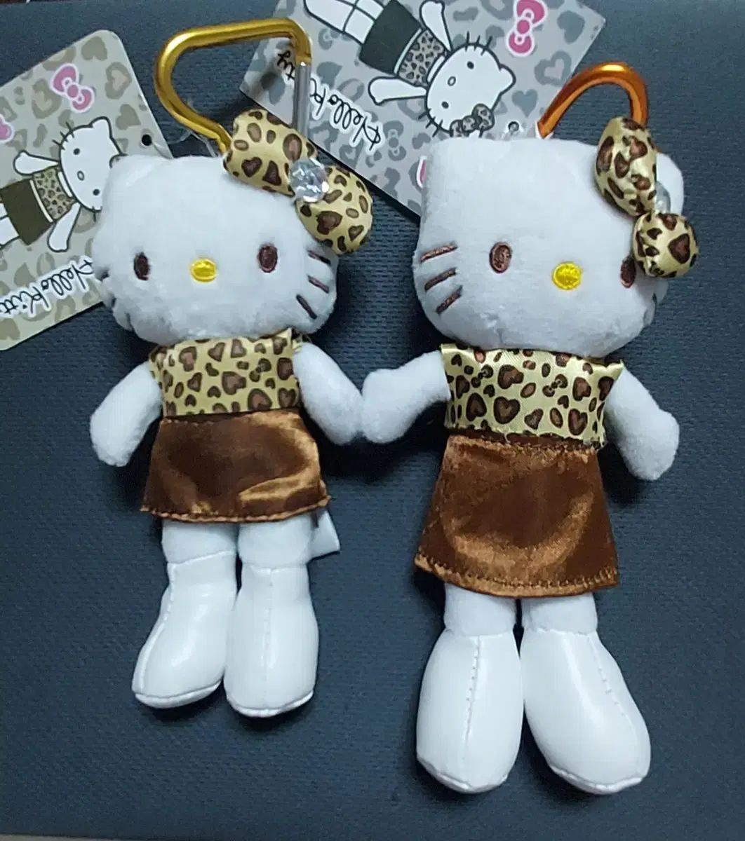 ハローキティの長い脚 キティ 足長 キーホルダー ストラップマスコット