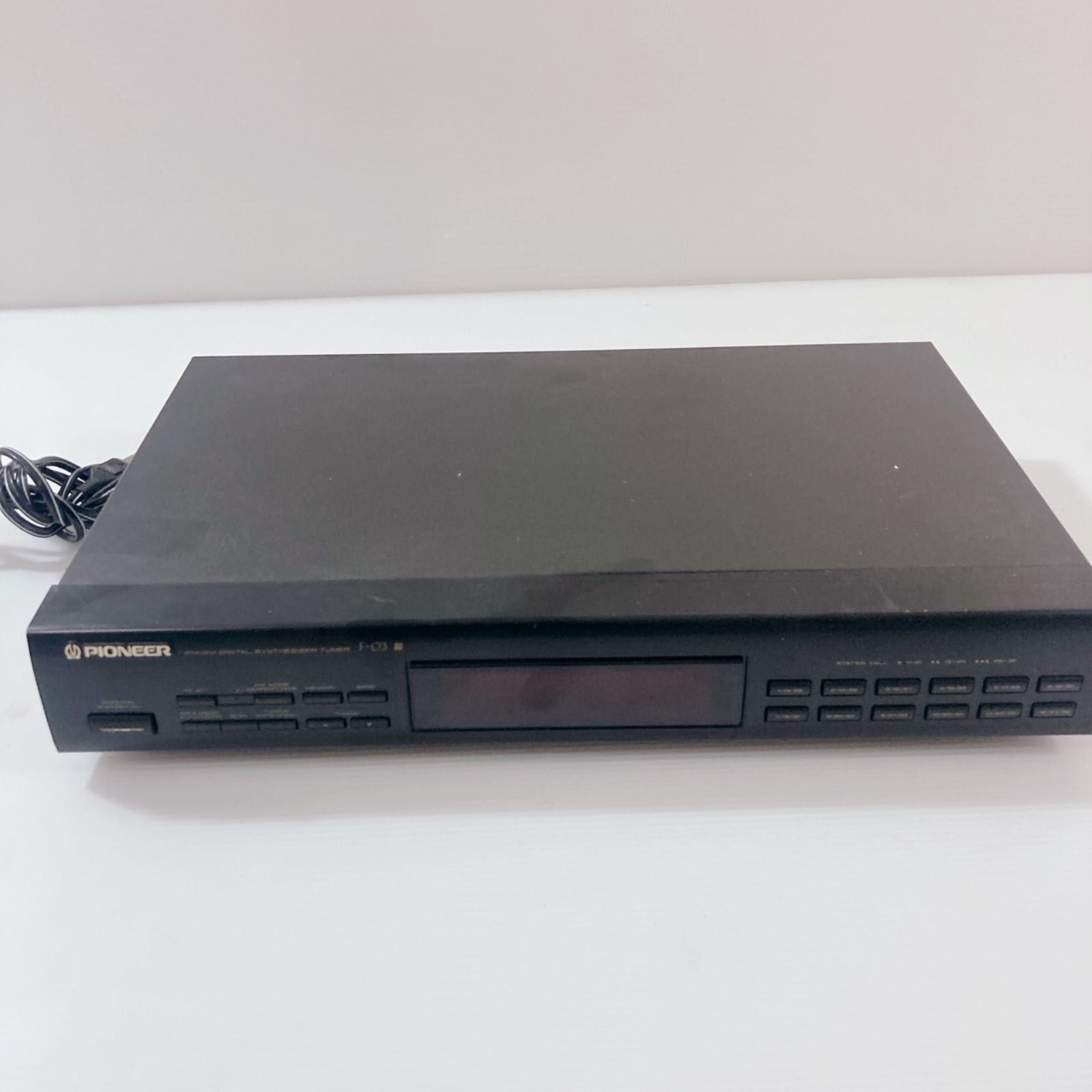 ☆値下げ‼️パイオニアF-03 FM/AM デジタルシンセチューナー・アンテナ付