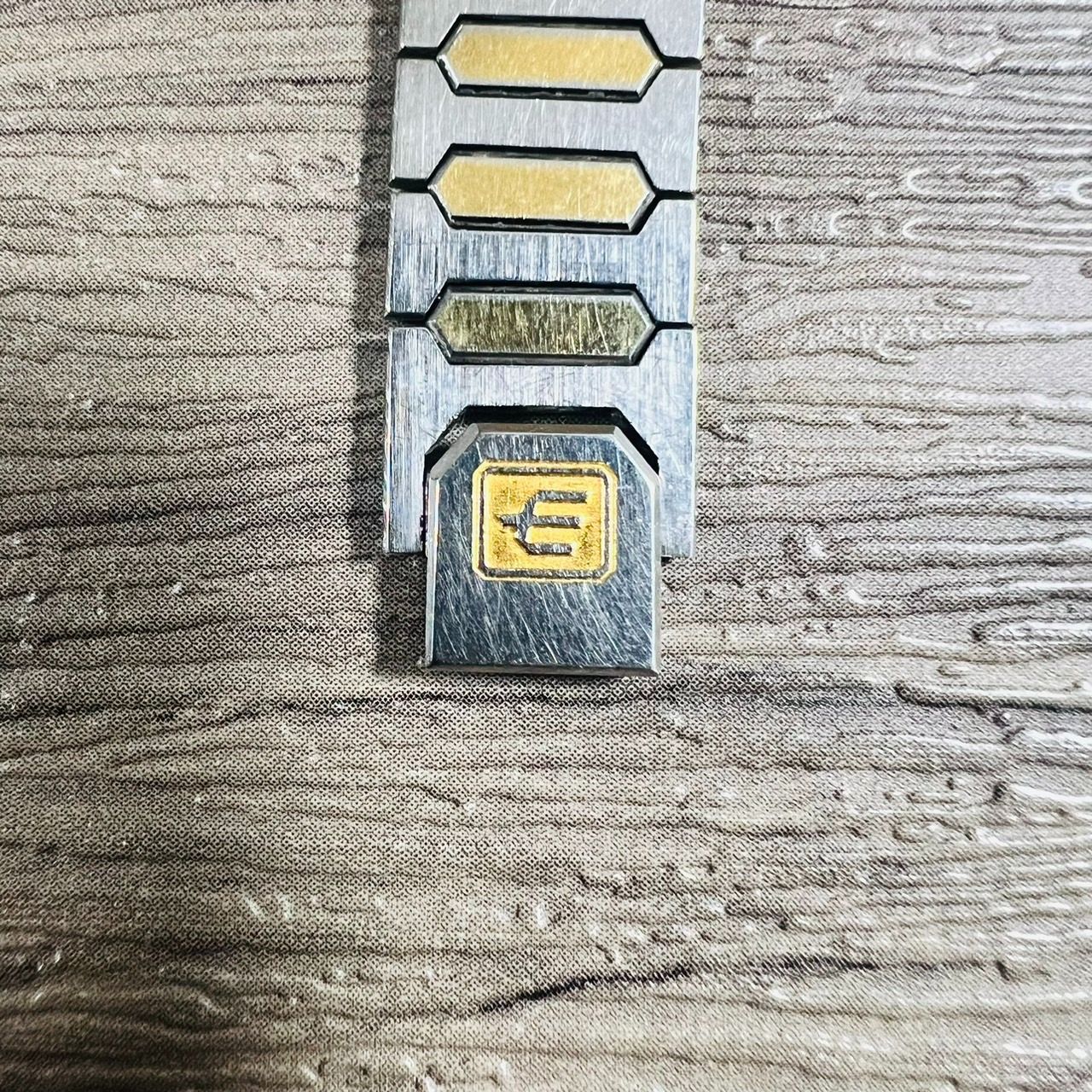 CITIZEN EXCEED ゴールド レザー　ジャンク品 稼働 超美品 CITIZEN EXCEED メンズ ゴールド 腕時計 裏記念刻印