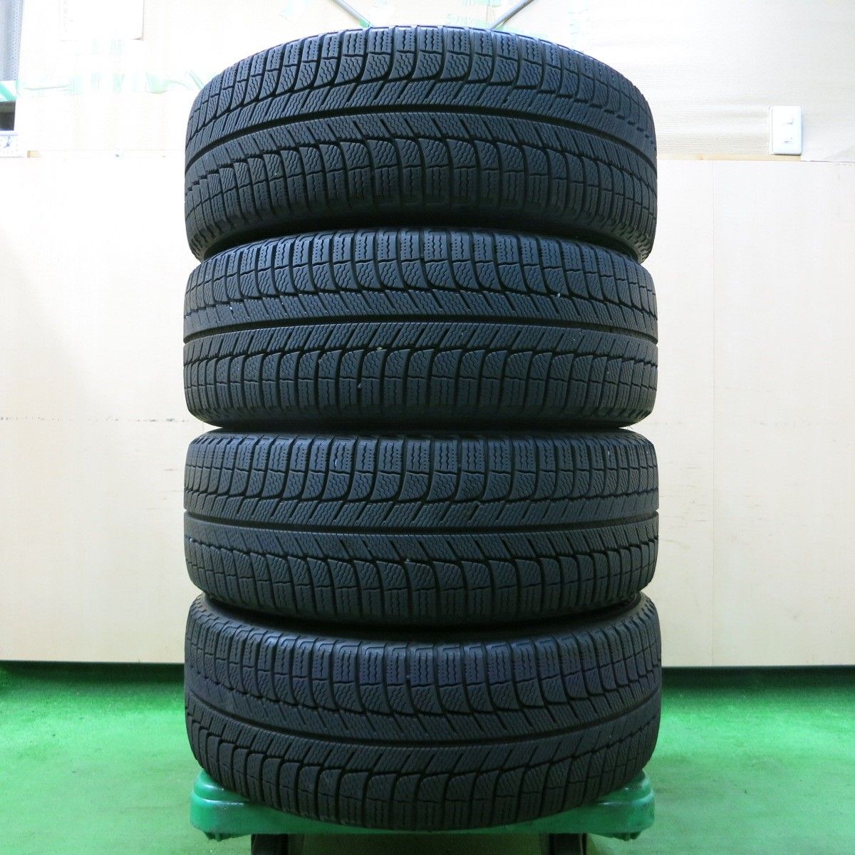 送料無料* バリ溝！キレイ！9分☆スタッドレス 215/55R17 ミシュラン X-ICE3+ ravrion LUMIERE ラブリオン 17インチ  PCD114.3/5H☆4052307イス - メルカリ