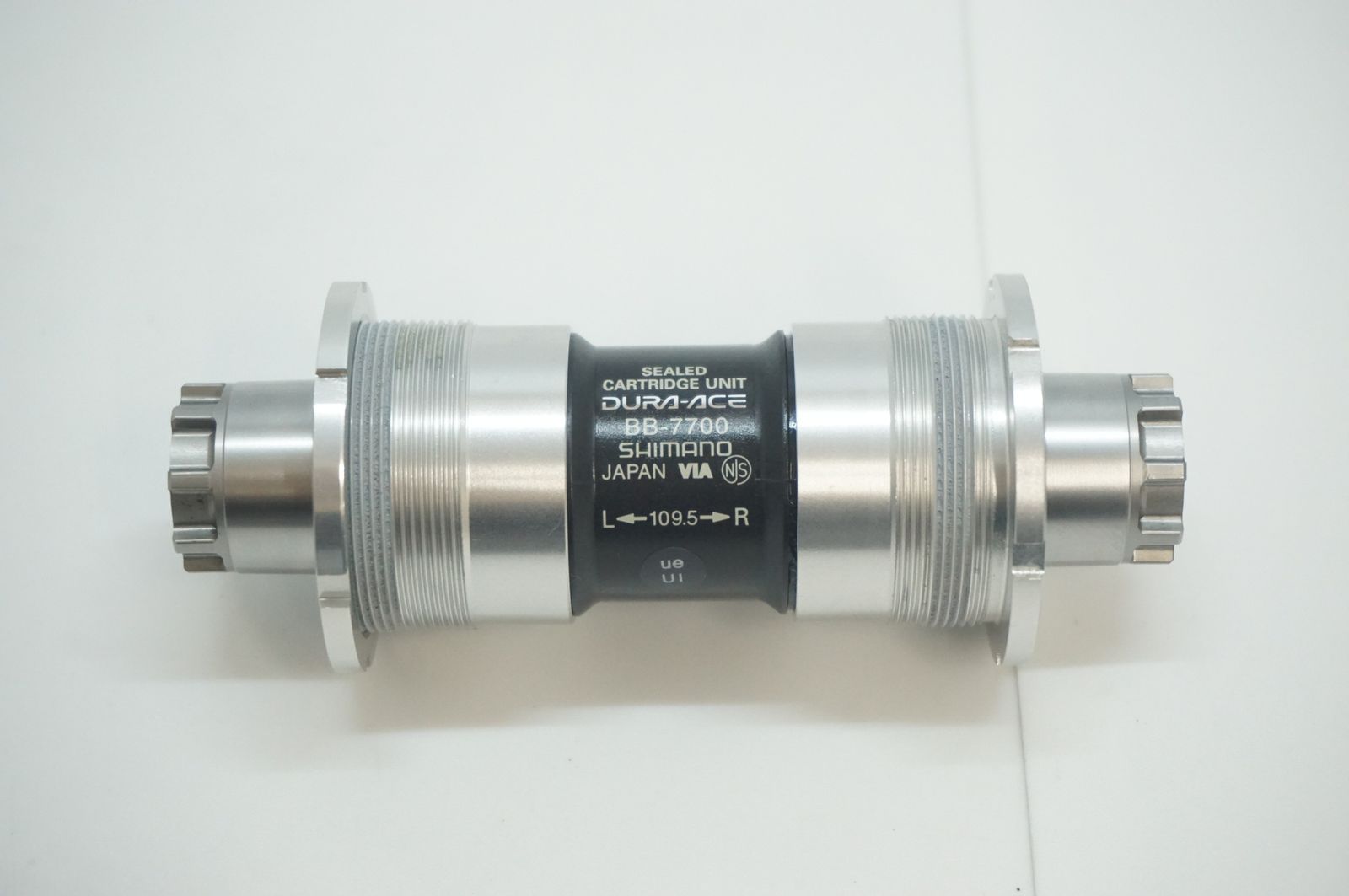 SHIMANO 「シマノ」 DURA-ACE BB-7700 ボトムブラケット