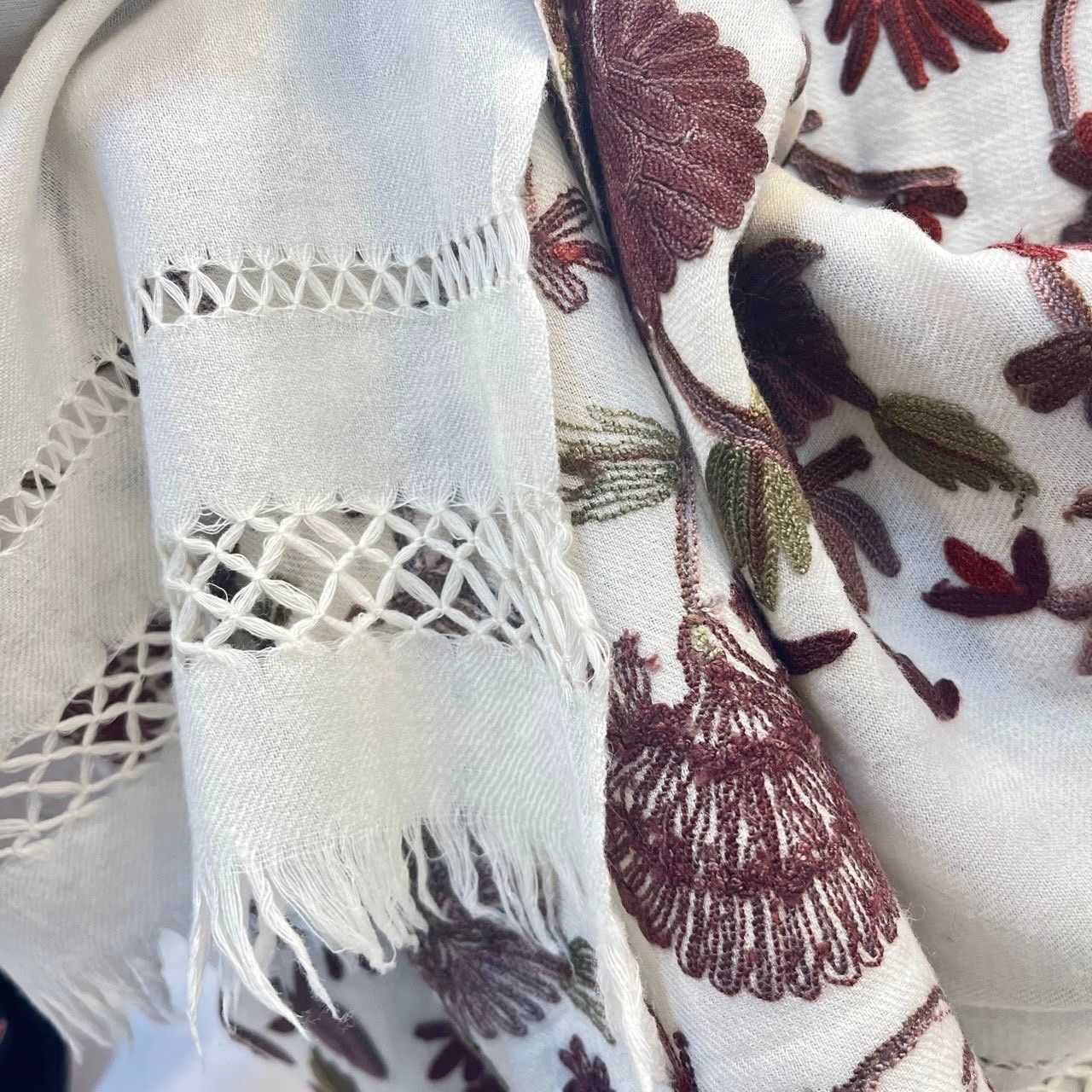 シルク刺繍