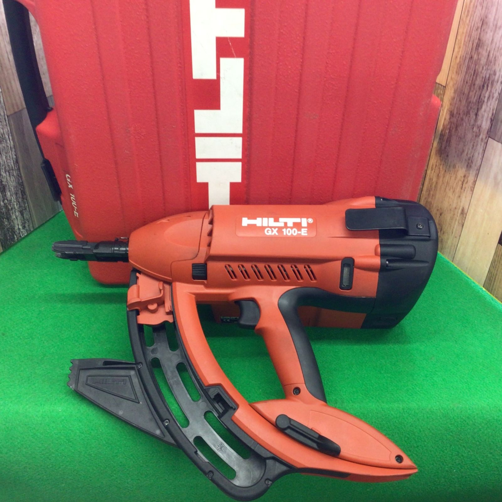 ○ヒルティ(HILTI) ガスカート式釘打機 GX100-E【八潮店】 - メルカリ