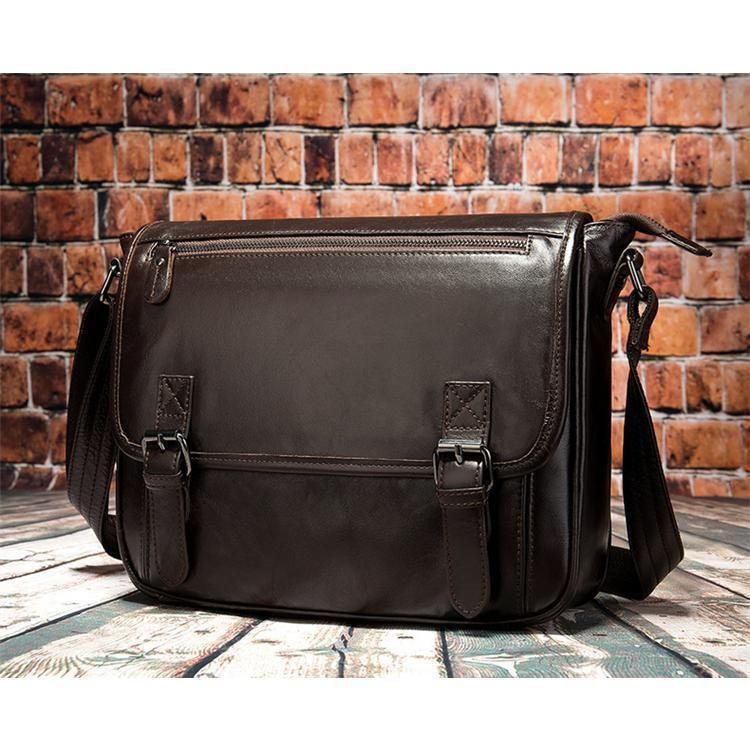 ショルダーバッグ 本革 メンズ A4対応 レザー メッセンジャーバッグ 男性用 カジュアル 斜め掛け 牛革 肩掛け鞄 iPad収納 通勤通学 出張 jjsbk