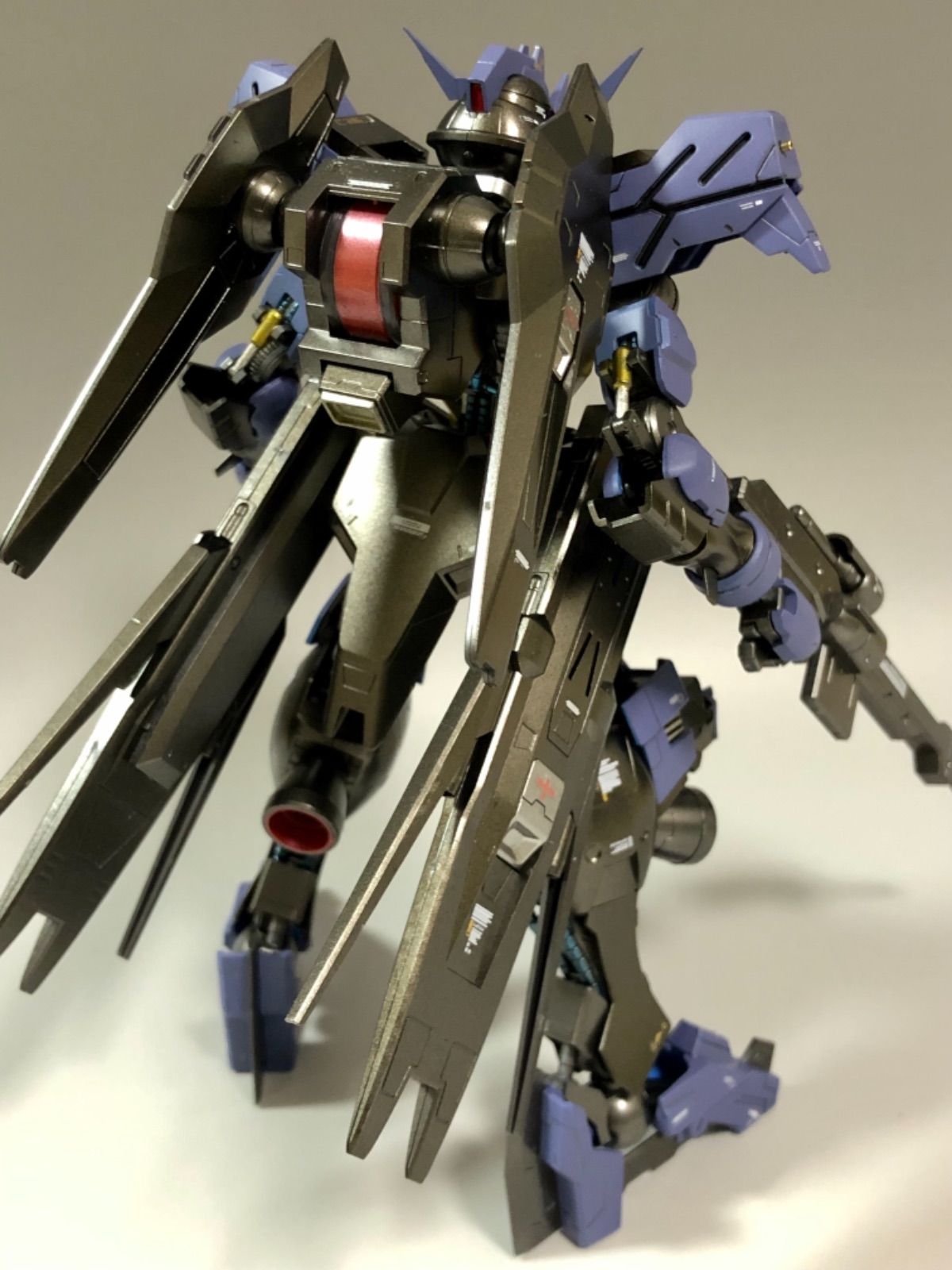ガンプラ　完成品　MG ガンダムヴィダール 3/22発売のガンプラ『MG 1/100 ガンダムヴィダール』は