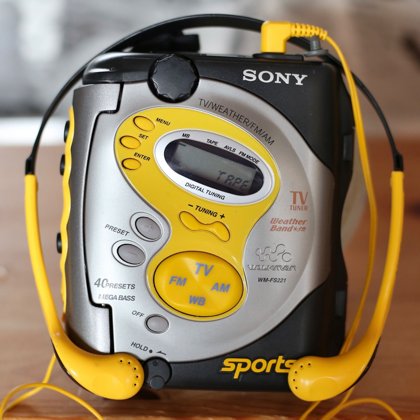 SONY SPORTS WALKMAN WM-FS221