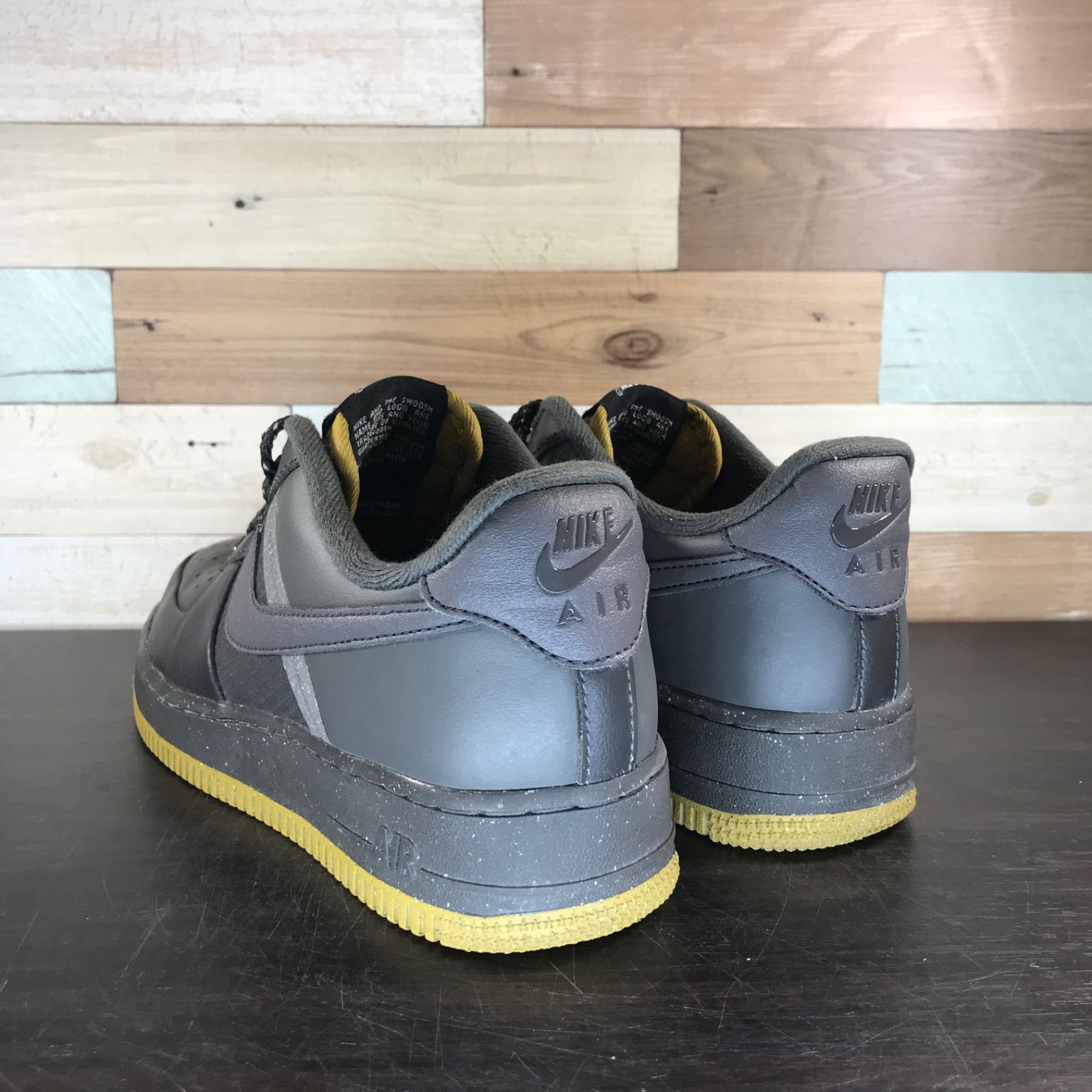 NIKE AIR FORCE 1 