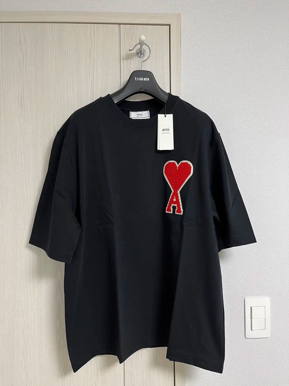 【雷市場（ポンジャン）商品韓国直送】ami(アミ) ビックハート 刺繡 ロゴ 半袖Tシャツ 新品 S L サイズ