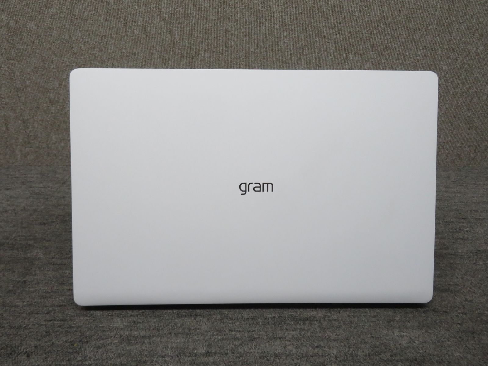 高速10世代CPU・超軽量】◇ LG gram 14Z90N / 14型 / Core i5-1035G7  