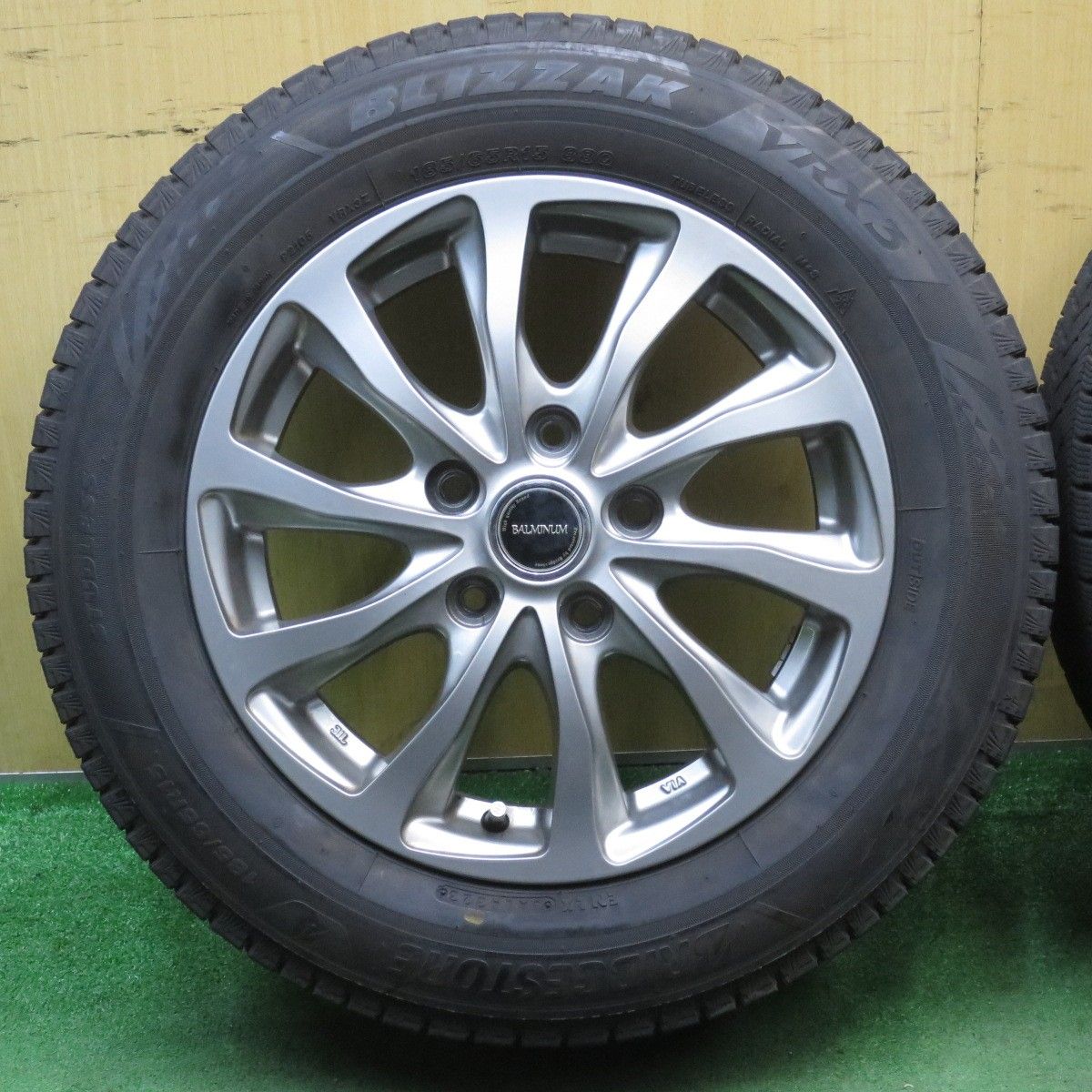 バリ溝 23年 キレイ 9分 スタッドレス 185 65R15 ブリヂストン ブリザック VRX3 BALMINUM バルミナ 15インチ PCD114.3 5H 5091905NJス USTAUSTRALIA_COM_AU