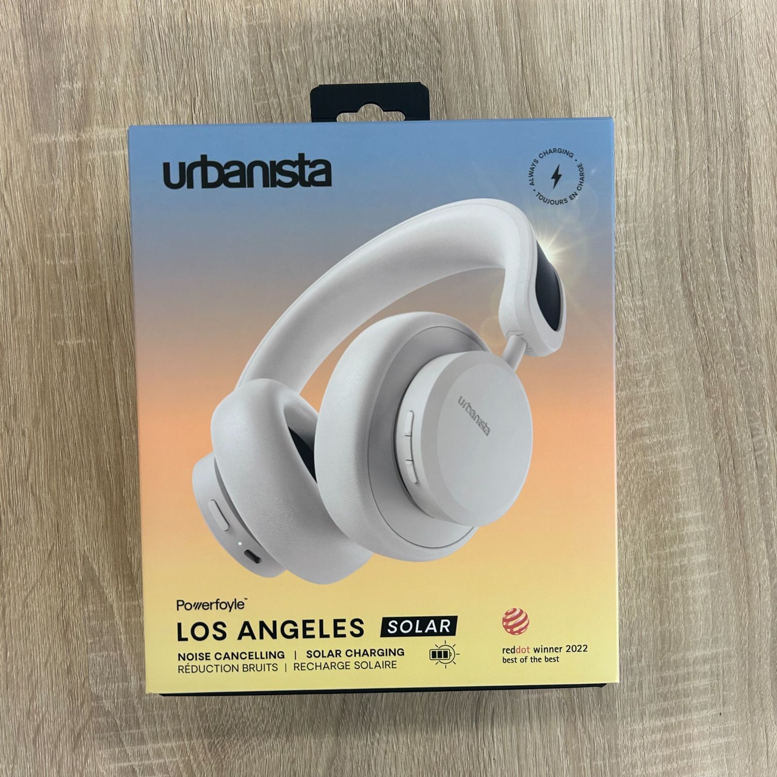 Urbanista アーバニスタ LOS ANGELES Solar Powered ANC Headphones