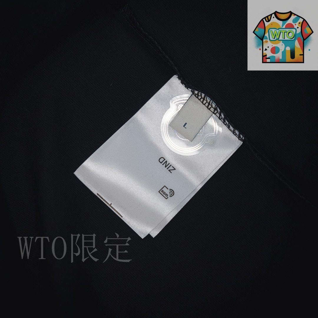 【極美品】モンクレール Tシャツ 20SS スプレー ビッグロゴ ブラック M MONCLER (モンクレール) バックロゴ クルーネック 半袖 Tシャツ