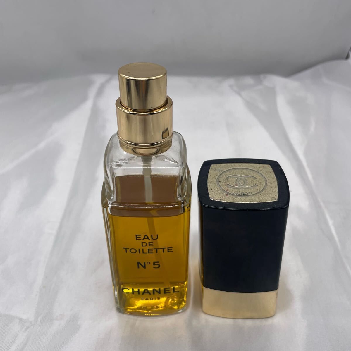 CHANEL シャネル　N°5 オードトワレ　EDT 香水　100ml 残9割 CHANEL シャネル N°5 オードトワレ EDT 香水 100ml 残9割 - メルカリ