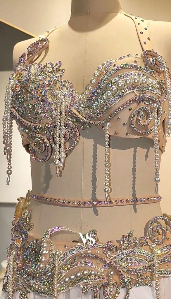 ベリーダンス衣装 セットアップ ブラ スカート ホワイト オーダーサイズ ベリーダンス衣装 セットアップ ブラ スカート ホワイト オーダー