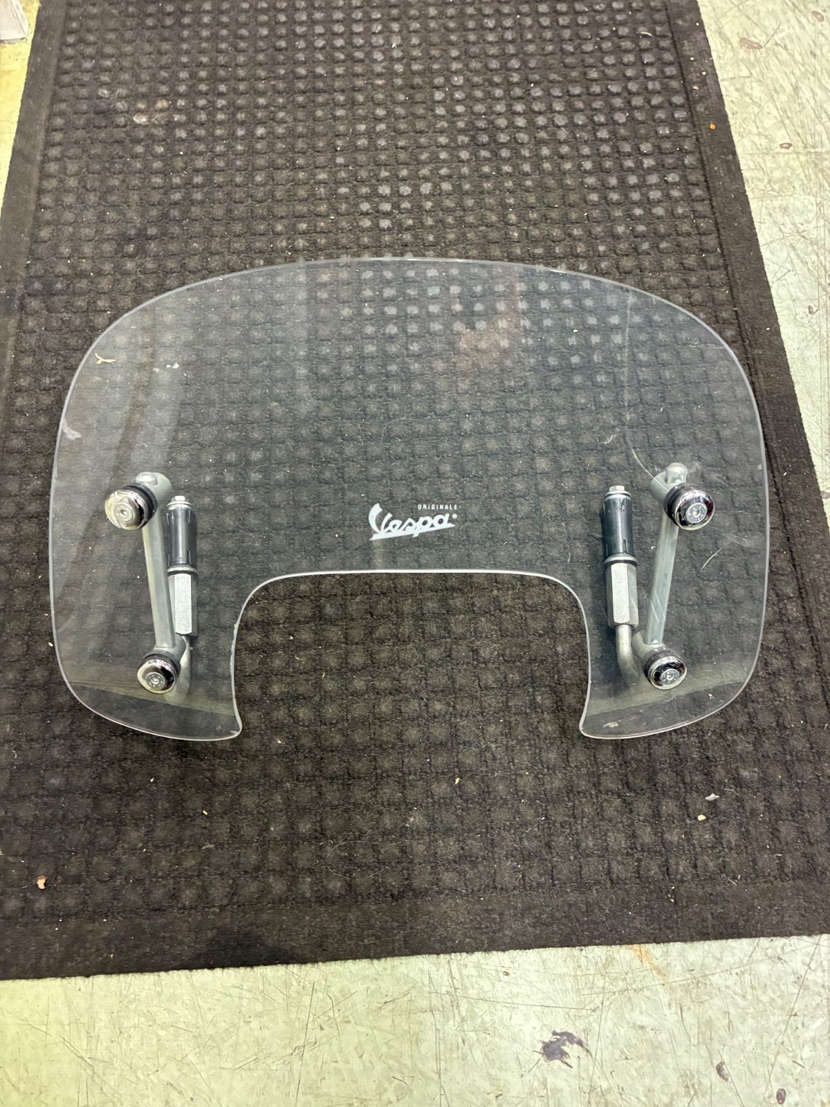 ベスパ VESPA GTS スモール ウインドスクリーン シールド 純正 ベスパ VESPA GTS スモール ウインドスクリーン シールド 純正 ベスパ