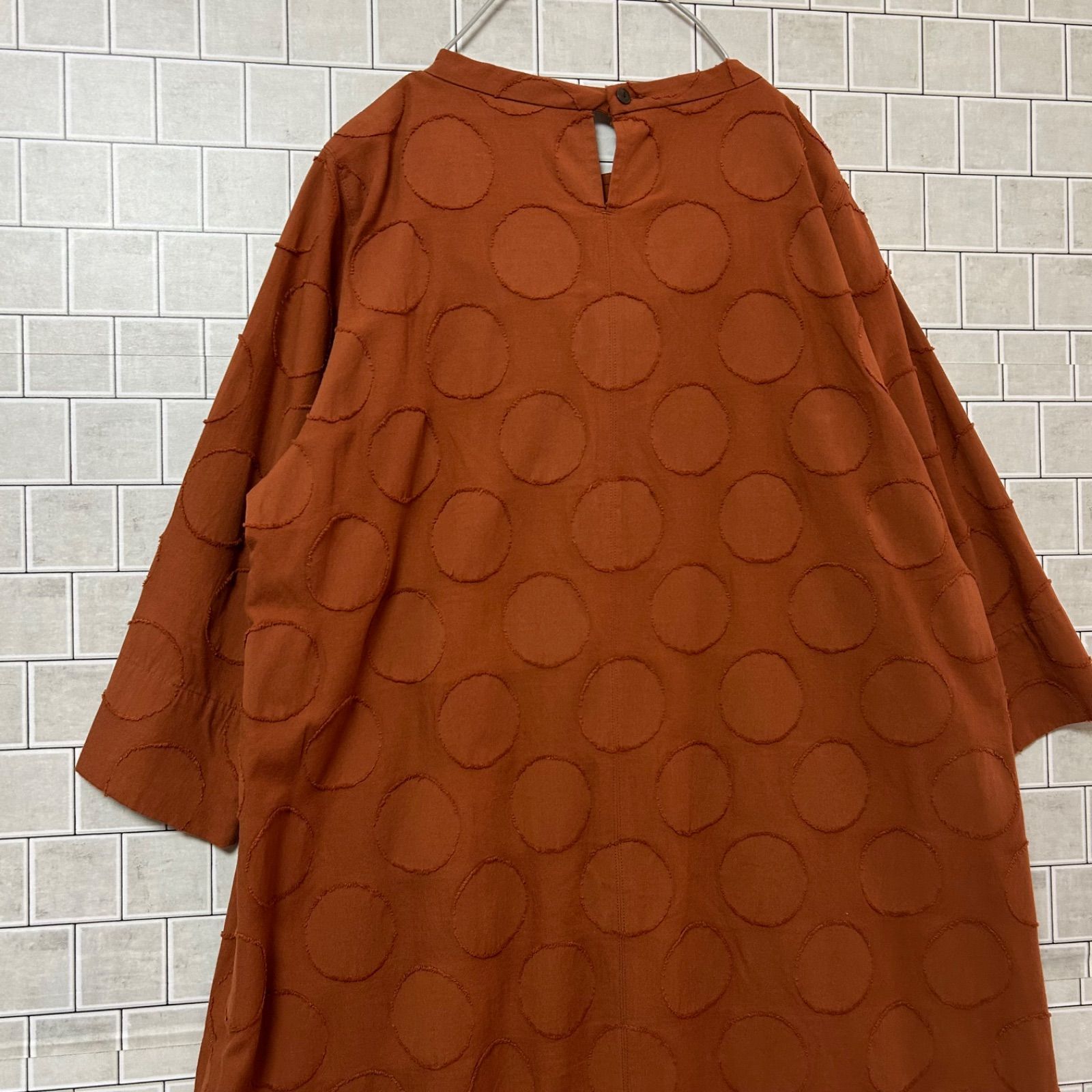 群言堂 根々 工房ワンピース あんぱんモチーフ ポケットゴマ刺繍