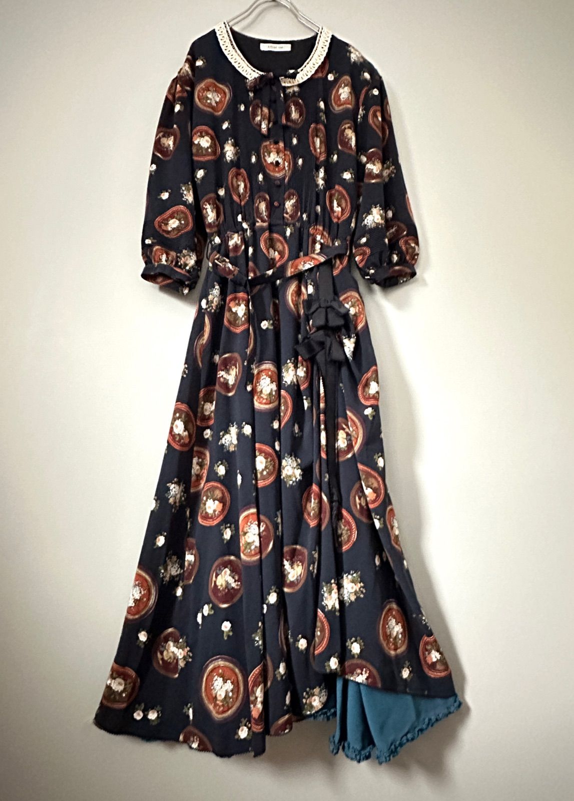 【美品】カネコイサオ ロングワンピース ラズベリー柄 カネコイサオワンピース カネコイサオ ワンピース レディース美品 美品