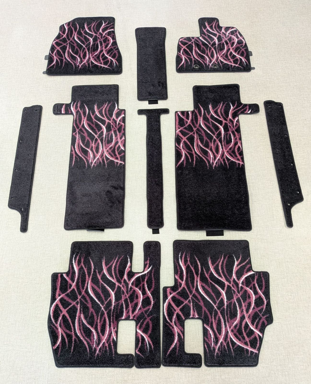 ノア・ヴォクシー・エスクァイア80系(前期・後期) ガソリン車 8人乗り用フロアマット