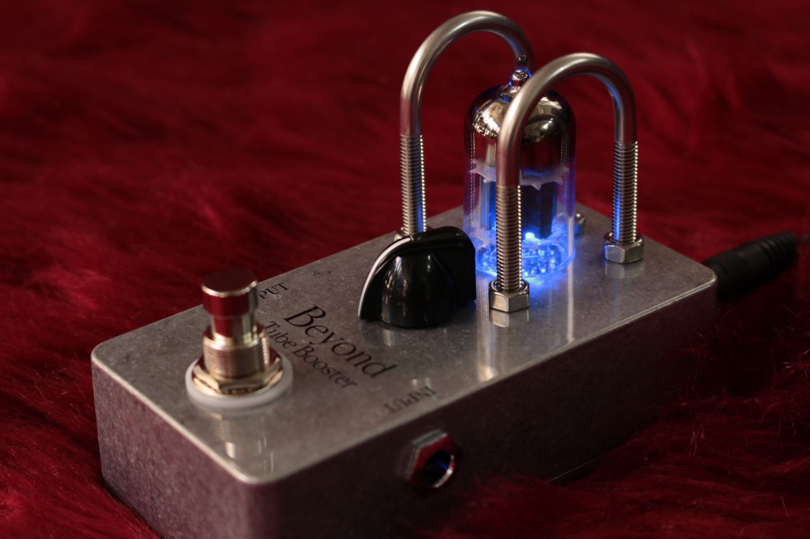 new】Beyond / Tube Booster Blue LED - メルカリ