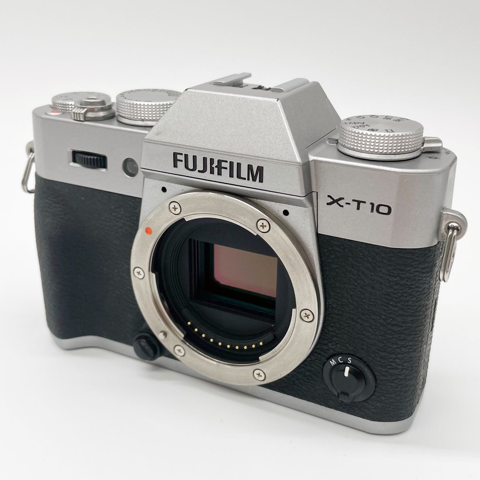 ■元箱付きの極上品 FUJIFILM フジフイルム X-T10 ボディ シルバー □元箱付きの極上品 FUJIFILM フジフイルム X-T10 ボディ