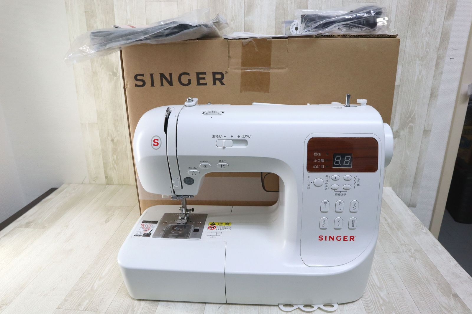 SINGER シンガー ミシン SN777αIII コンピューターミシン 2020年製 本体通電〇 フット未