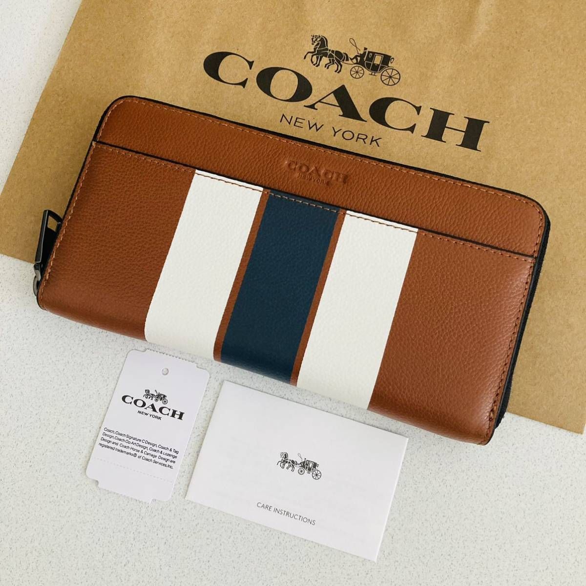 COACH F58109 長財布 ヴァーシティ アコーディオン 縦ライン - 長財布