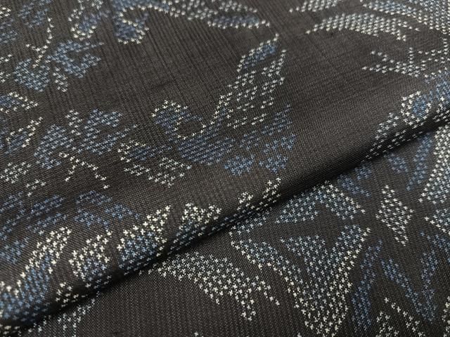 平和屋着物●本場大島紬　一元7マルキ　向い鳥　正絹　逸品　AAAY6314ph 平和屋着物○本場大島紬 一元7マルキ 向い鳥 正絹 逸品 AAAY6314ph