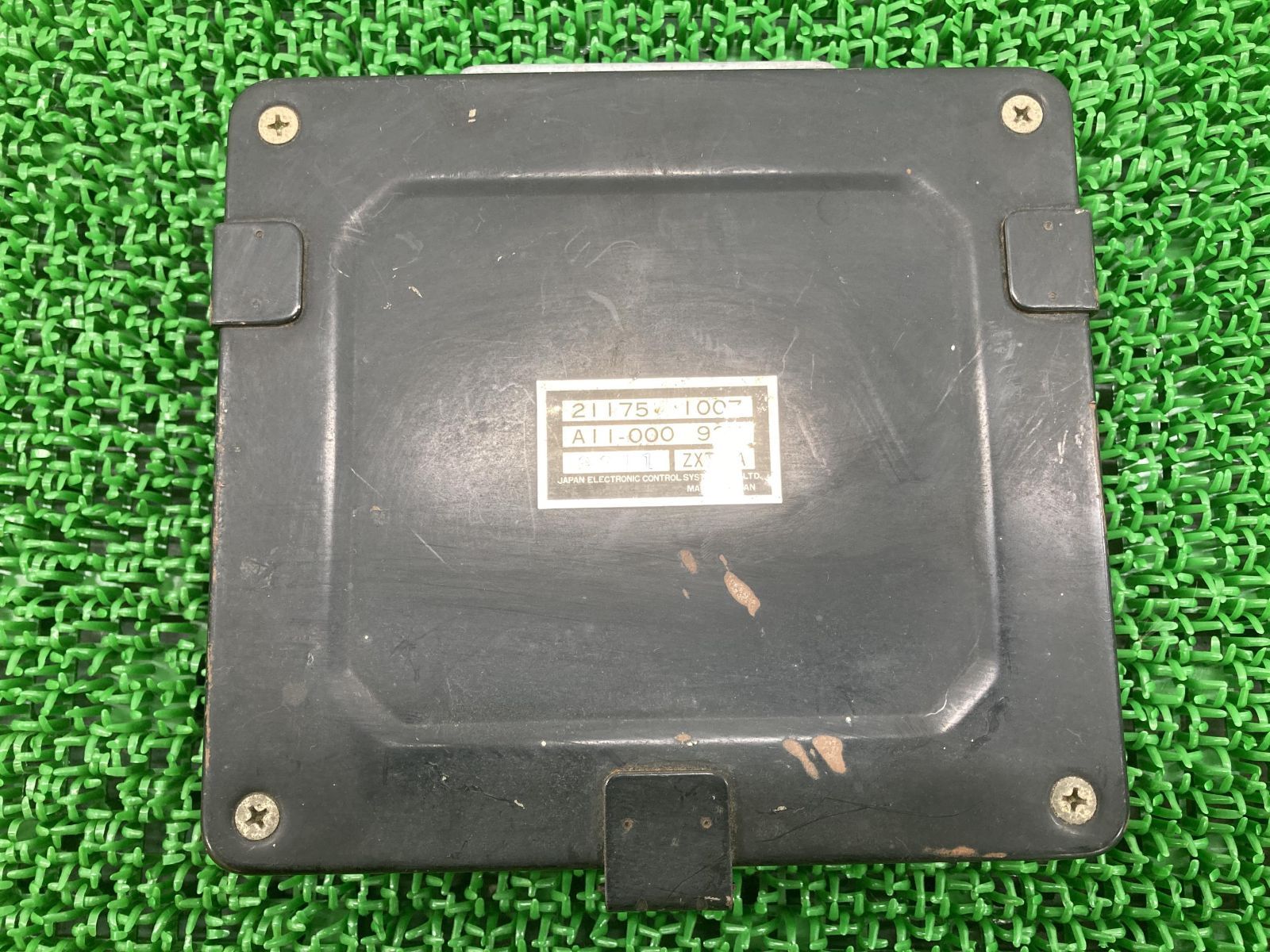 GPZ1100 イグナイター カワサキ 純正 中古 バイク 部品 ZXT10A 83年～84年 CDI ECU コントロールユニット 車検 Genuine