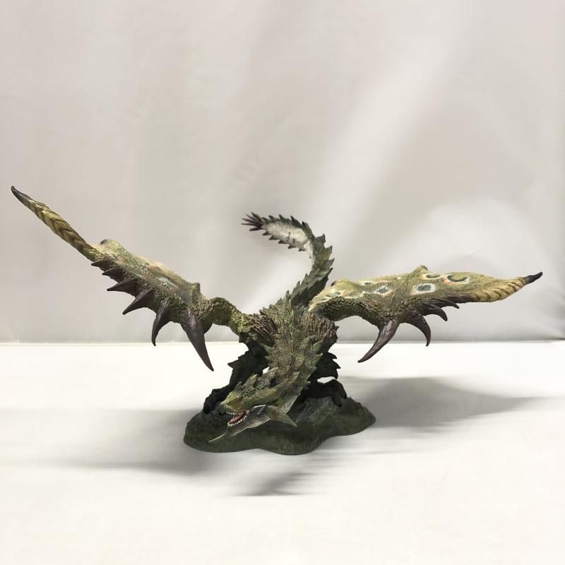 【新品未開封】モンスターハンター 雌火竜 リオレイア　復刻版 イーカプコン |カプコンフィギュアビルダー クリエイターズ