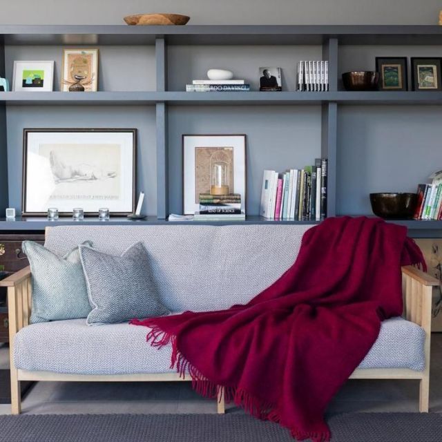 KLIPPAN クリッパン ウールスロー ゴットランド GOTLAND チェリーレッド ブランケット ひざ掛け 北欧 シンプル インテリア MARWIL-DEMENAGEMENTS_CH