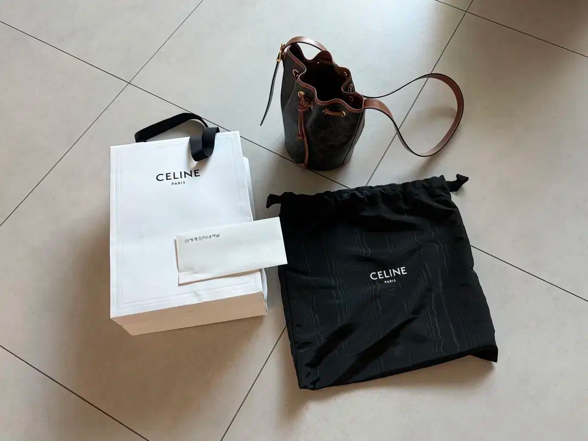 セリーヌ トリオンフ キャンバス ドロー ストリングバッグ