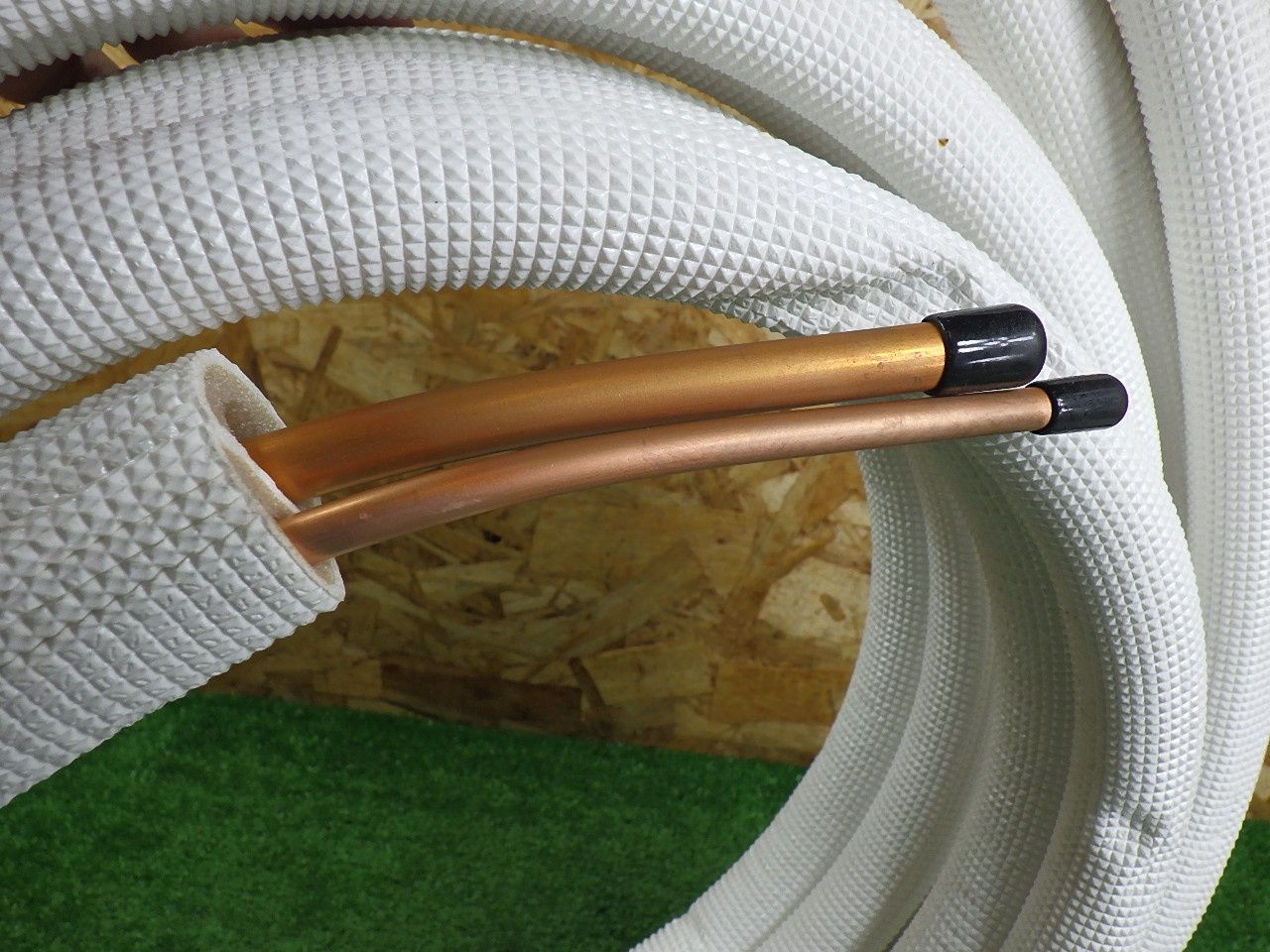 ｍ数不明 ペアコイル エアコン用被覆銅管 C1220T-PET-N8 傷や汚れあり 扱い品 HRDEVELOPMENT_JP