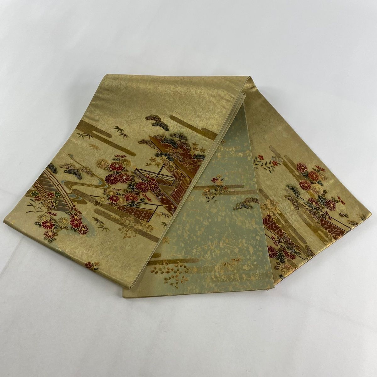 美品 袋帯 名品 やまと 菊 流水 螺鈿箔 灰白 お太鼓柄 正絹 中古 袋帯 秀