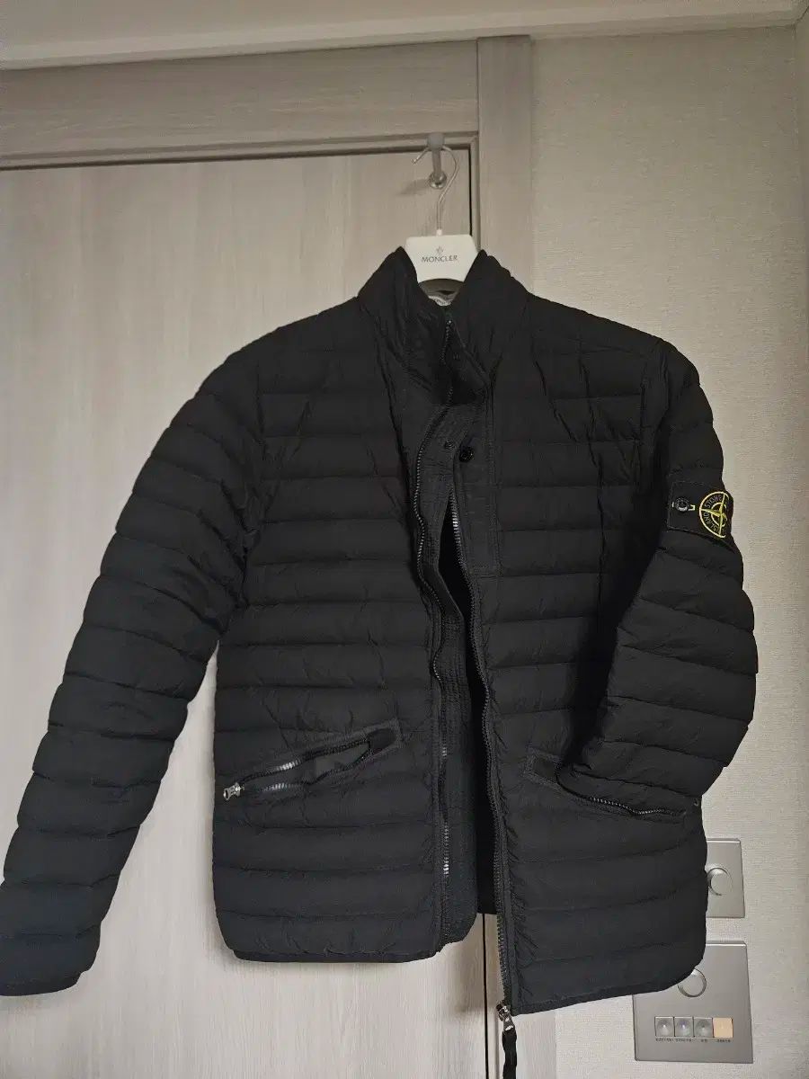 STONE ISLAND ストーンアイランド 部屋 ウーブン 軽量ダウン L