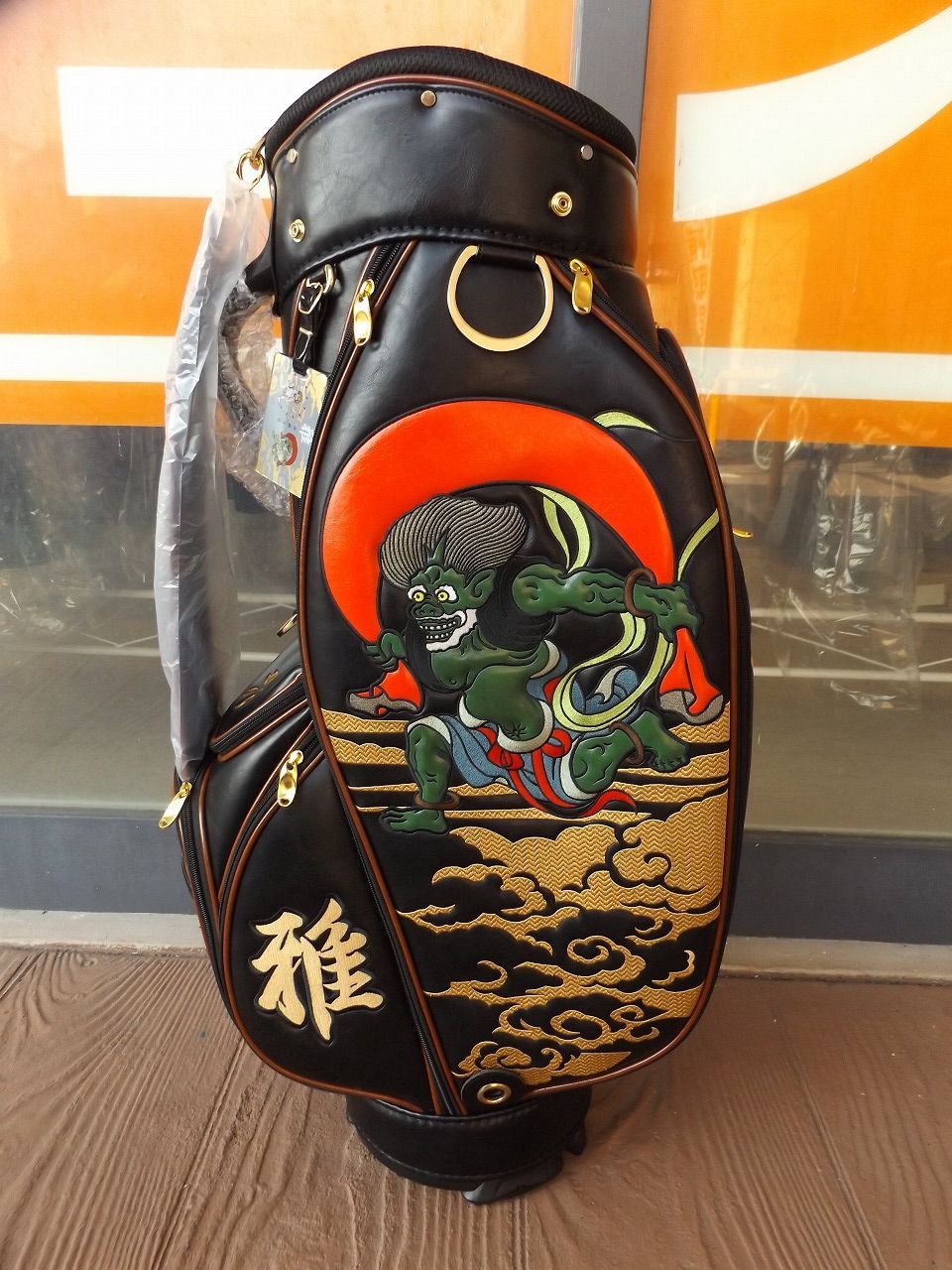 風神雷神 キャディバッグ JAPANモデル 9型 4.5kg 刺繍 ブラック ゴルフバッグ