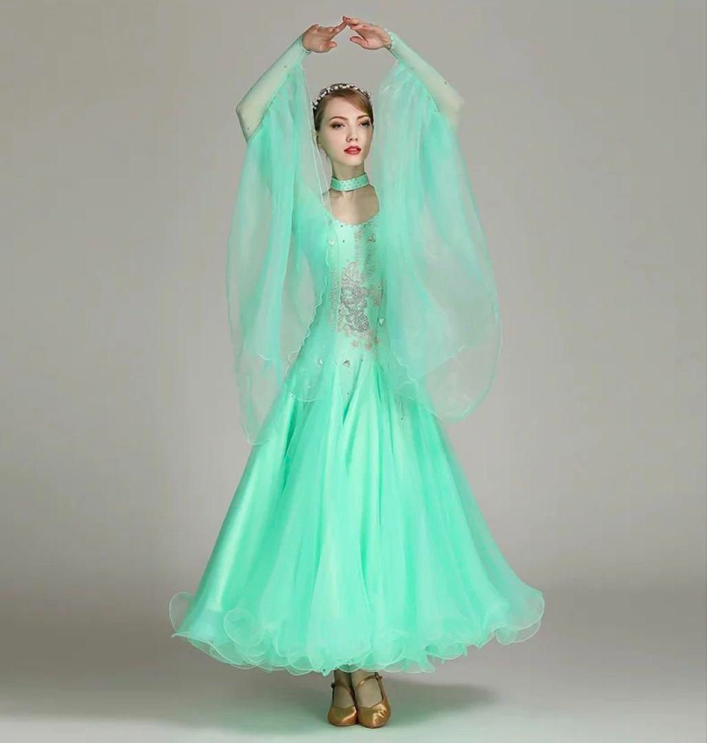 スタンダードドレス★発表会、デモ、競技会、ダンスパーティーでも注目を集める！ スタンダードドレス?競技会・発表会・デモ・ダンスパーティにも