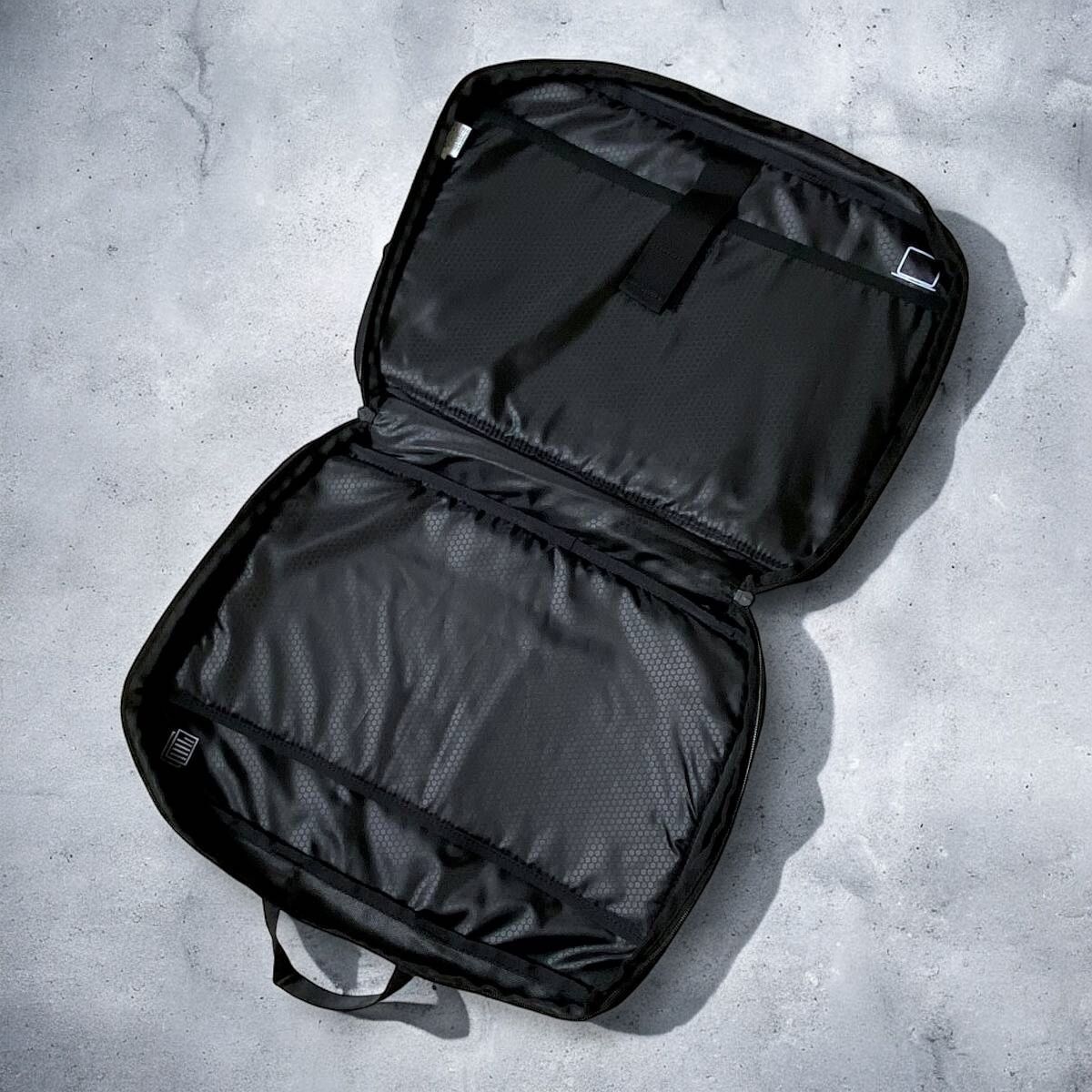 THE NORTH FACE ノースフェイス CITY COMMUTER CROSS 軽量 撥水 THE NORTH FACE ノースフェイス CITY COMMUTER CROSS 軽量 撥水