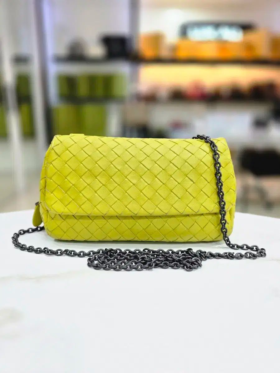 Bottega Veneta ボッテガヴェネタ メッシュ チェーン ミニバッグ クロスバッグ グリーン