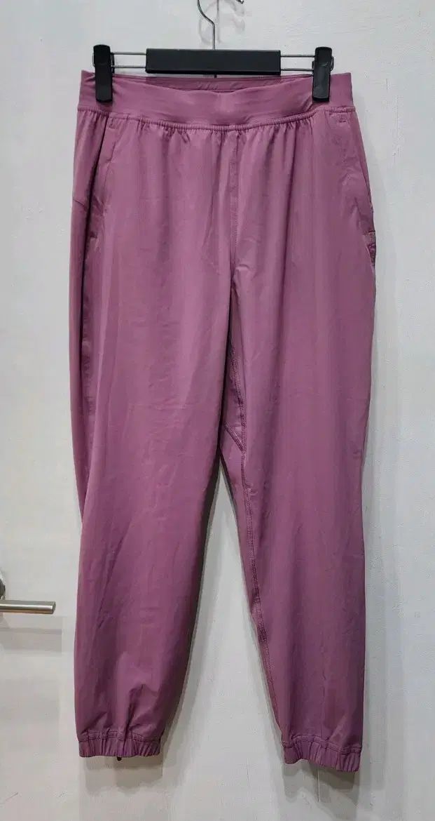 ルルレモン アダプテッド ステイト ジョガーパンツ アジアフィット M 収納用